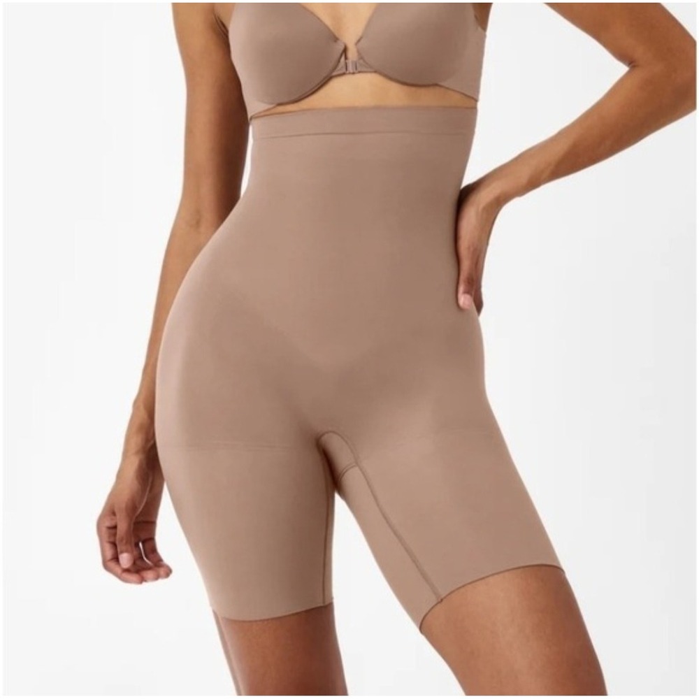 Spanx Higher Power Short Cafe Au Lait High Waisted Shapewear 2745 Medium NEW